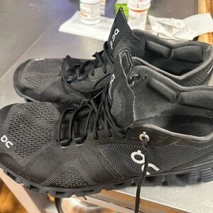 On Cloud Mens Sneakers - Black